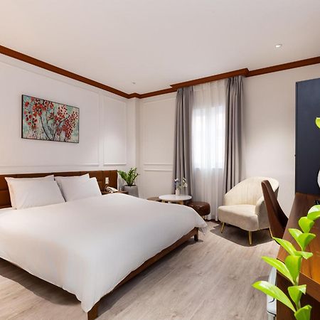 Matterhorn Hotel Ho Chi Minh City Bagian luar foto
